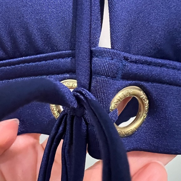 VENUS Indigo Blue Halter Bikini Top with Adjustable Straps Size 32D, 34C, 36B - Picture 2 of 7